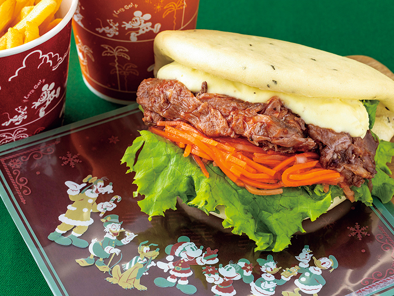 リッチでボリューミーなサンドイッチに大満足！