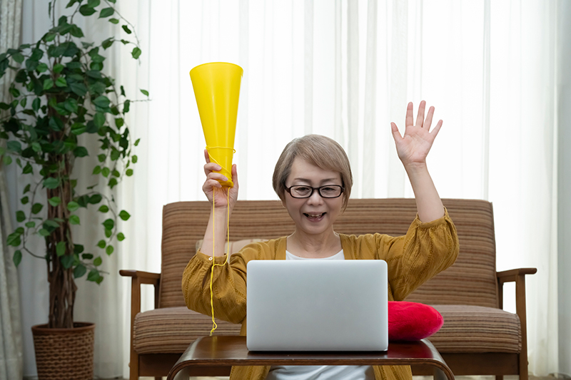 推しを子供や孫のように育てる感覚を持つ人が多い（写真／PIXTA）