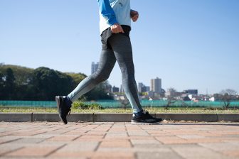 《人工股関節丸わかりガイド》“経年劣化“で傷んだ股関節を金属やプラスチックに置き換える「人工…