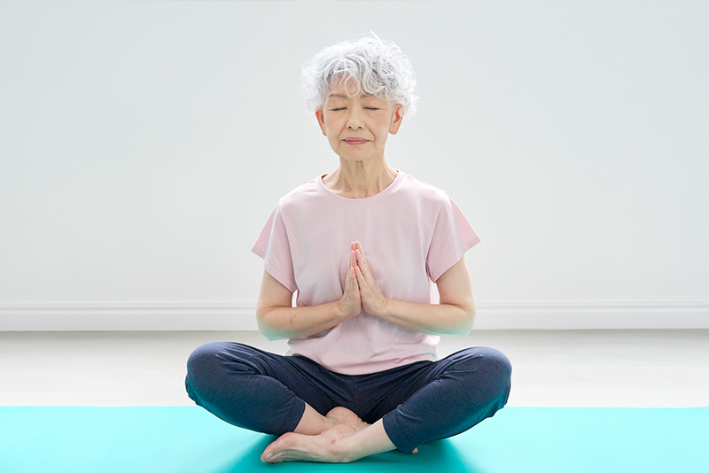 マインドフルネス瞑想<br />（写真／PIXTA）