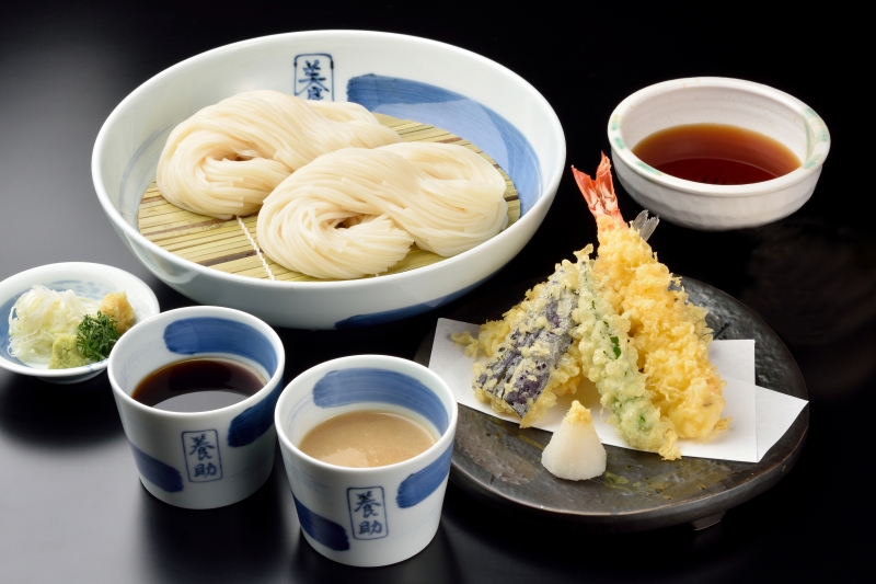 醤油つゆと胡麻味噌つゆの「二味せいろ」