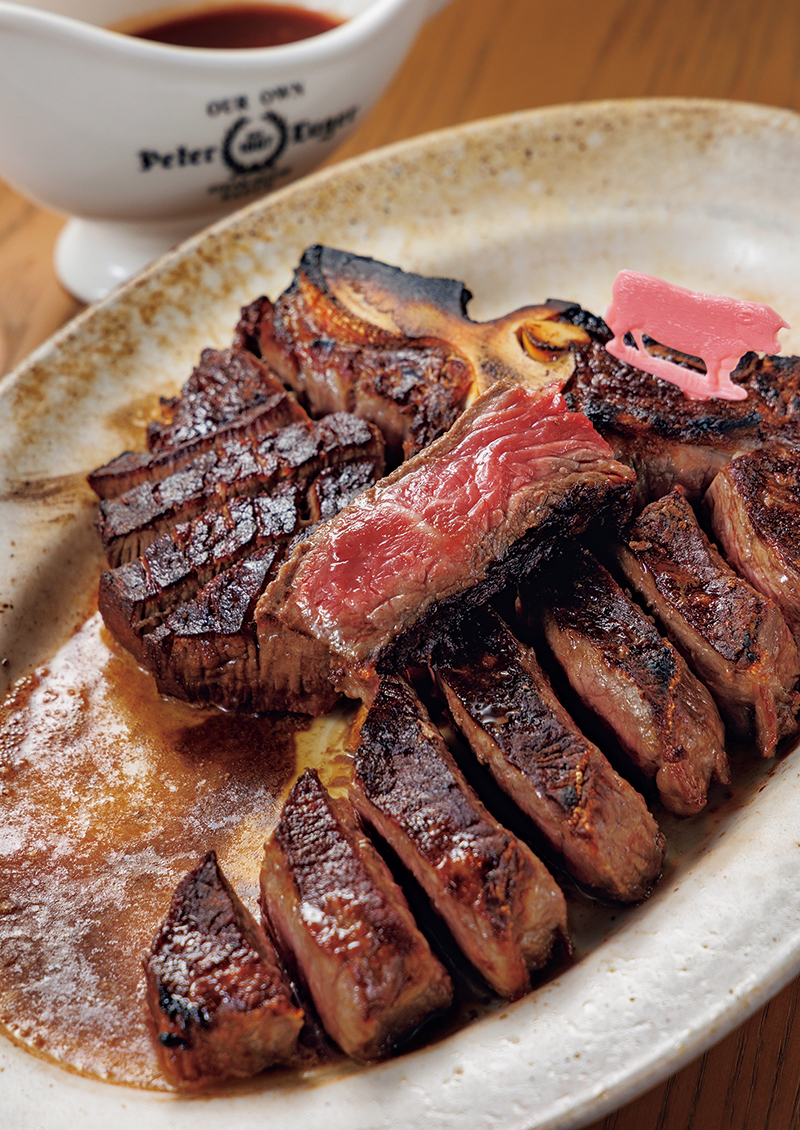 STEAK FOR TWO（2名用／時価3万8000円 ※2025年12月時点）（撮影／玉井幹郎）