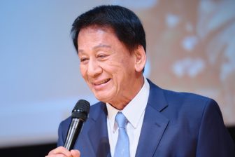 《命懸けのダンス大会》杉良太郎が旗振る「FIDA GOLD CUP」101才が『Choo Choo TRAIN』踊る“ゼニ…