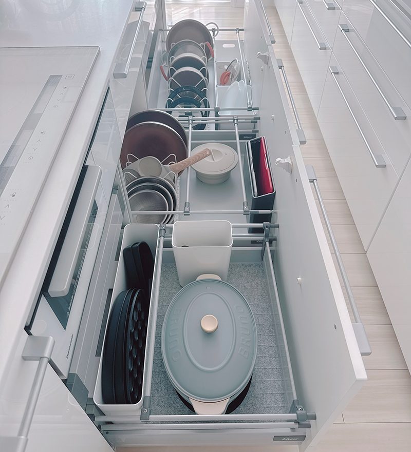 シンプル収納で出しやすく