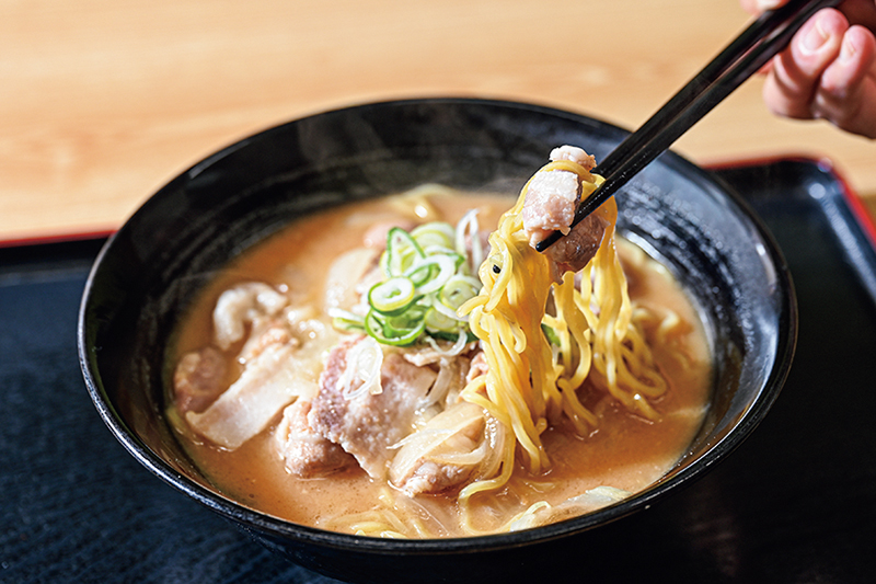 「とん汁ラーメン」