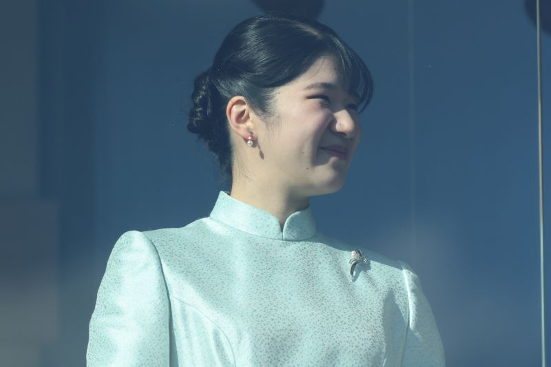 愛子さまは雅子さまとのリンクコーデを披露。（2026年1月、写真／JMPA）