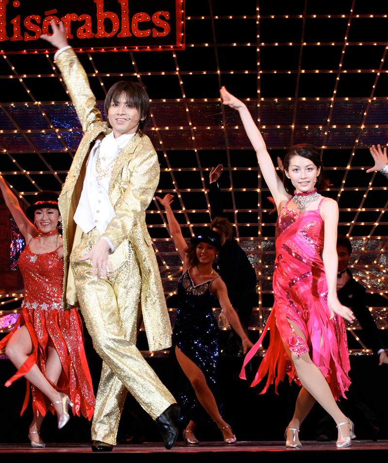 共演当時から息はぴったり（2010年、左から光一、佐藤）