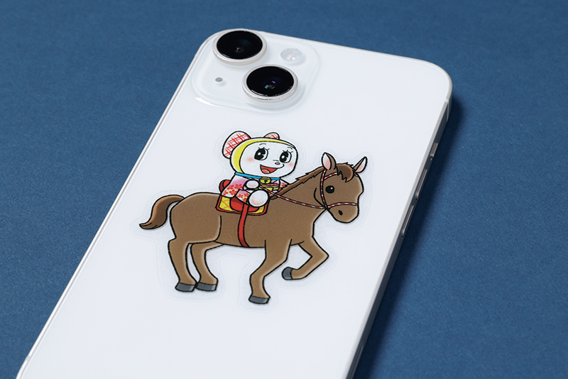 スマホに貼れば、遊びも仕事も“ウマ”くいく！キャラクター原作／藤子・F・不二雄　（C）藤子プロ・小学館