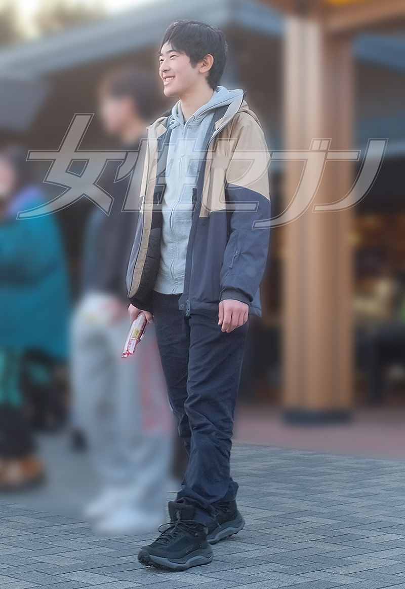 同じサークルの女子学生の前で、弾ける笑顔を見せられた悠仁さま（2026年1月）