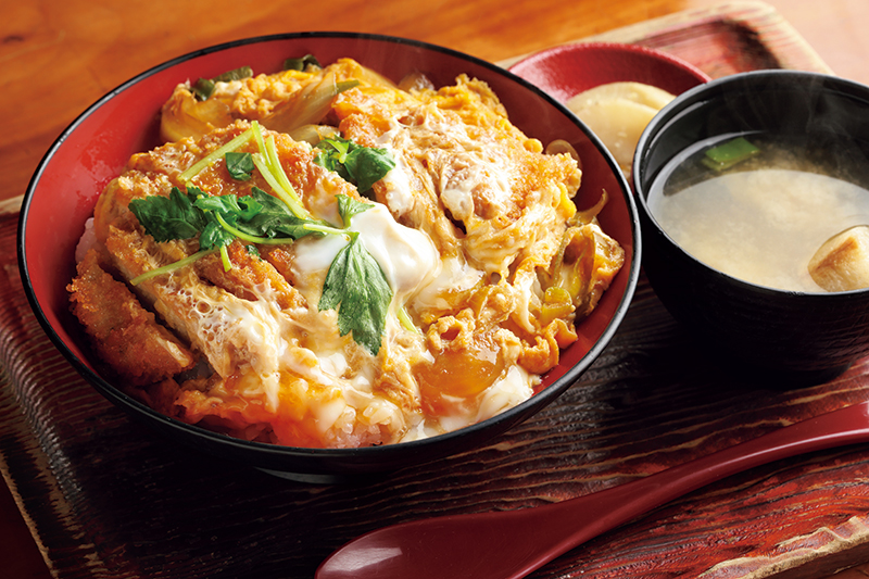 名前まで縁起のいい「大吉ポーク勝つ丼」（1200円）