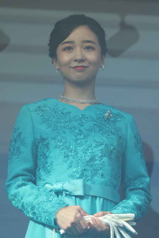 佳子さまはパールのチョーカーを使い、個性を出されていた。（2026年1月、写真／JMPA）