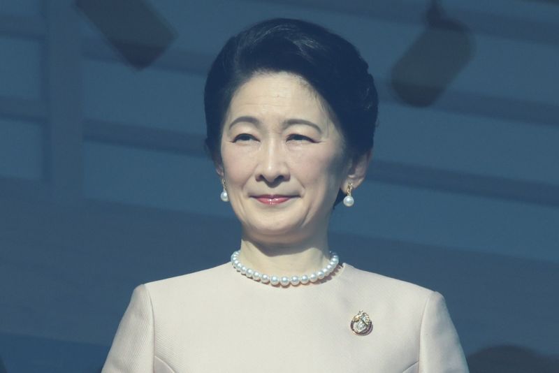 前髪がこんもりと盛り上がっている。（2026年1月、写真／JMPA）