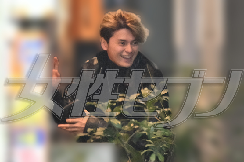 立ち止まり、写真を撮る（2026年1月）