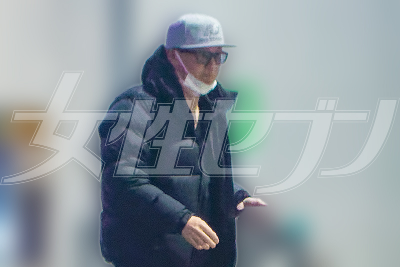 顔が少しやせた印象の中居（2025年12月下旬）