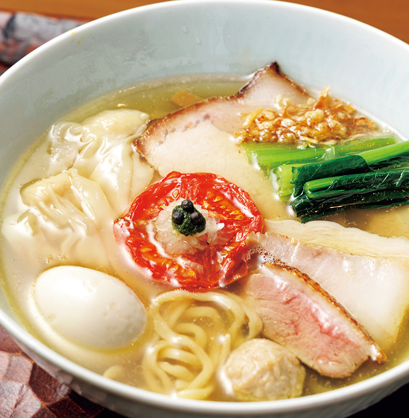 特製しおそば（手揉み麺バージョン） 1900円（撮影／玉井幹郎）