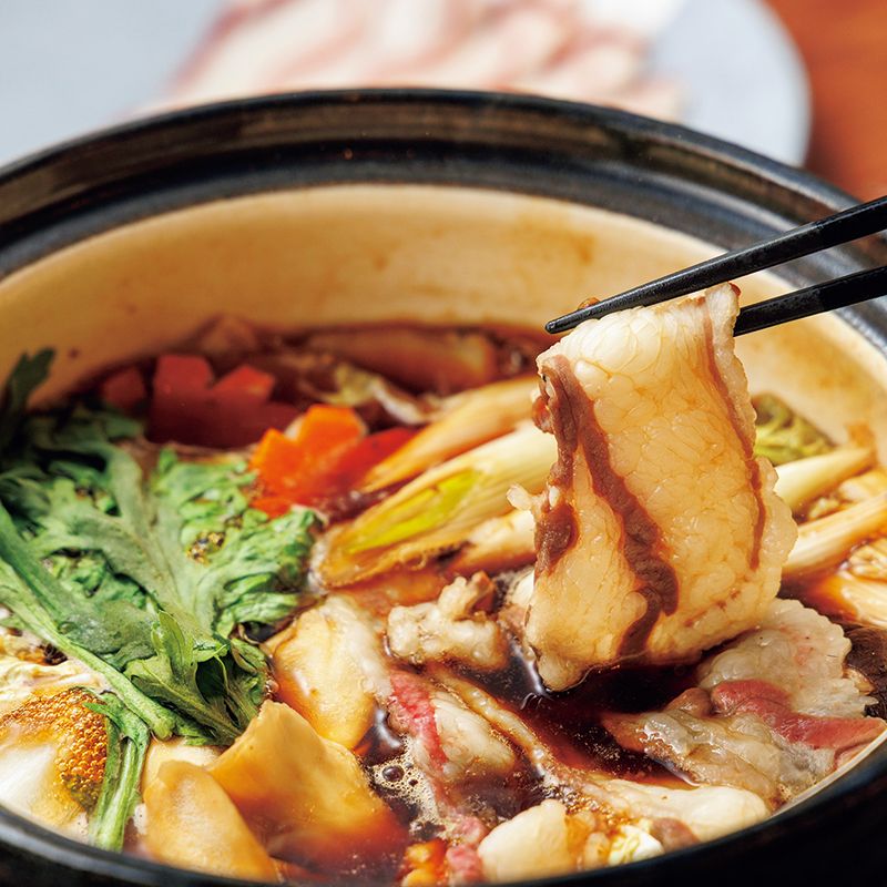 「穴熊すき焼き」（7800円/1人前）