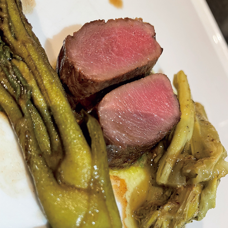 「鹿のロースト」（約3800円 ※時価）