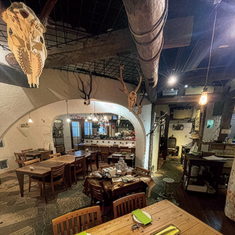 「RISTORANTE Co.N.Te」（リストランテ コンテ）の内観