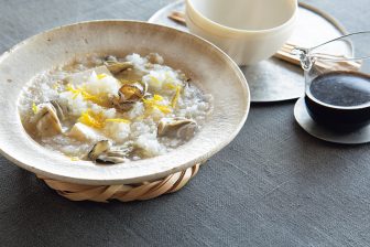 《魚介の旨みをシンプルに味わう》ちょっぴり華やか「ごちそう魚鍋」レシピ6つ