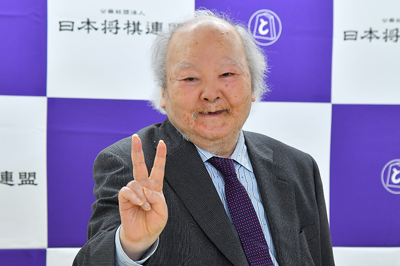 肺炎のため86才でこの世を去った加藤一二三さん