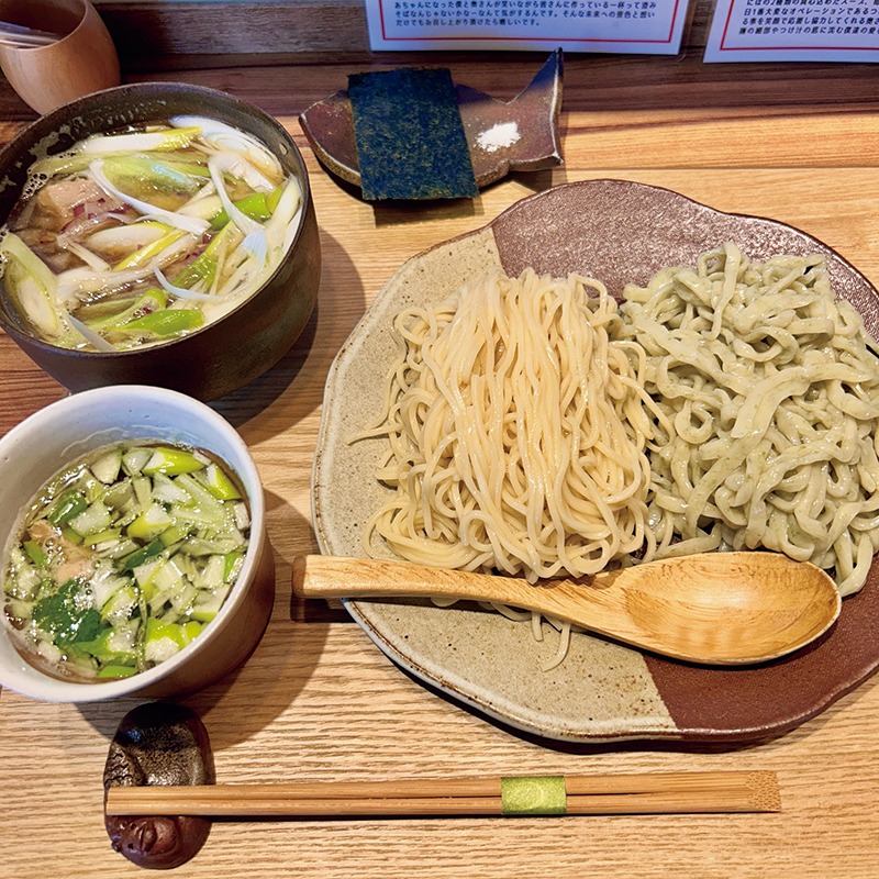 つけW 2000円（撮影／大崎裕史さん）