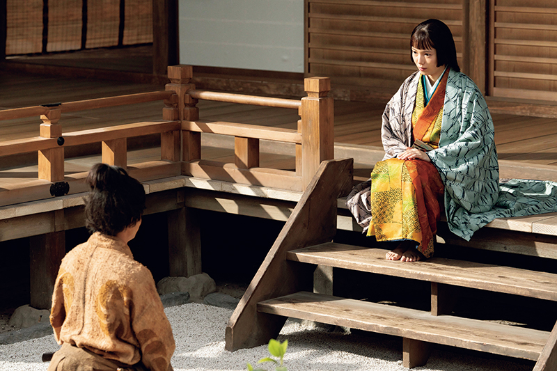 第2回「願いの鐘」のシーン（写真／NHK）