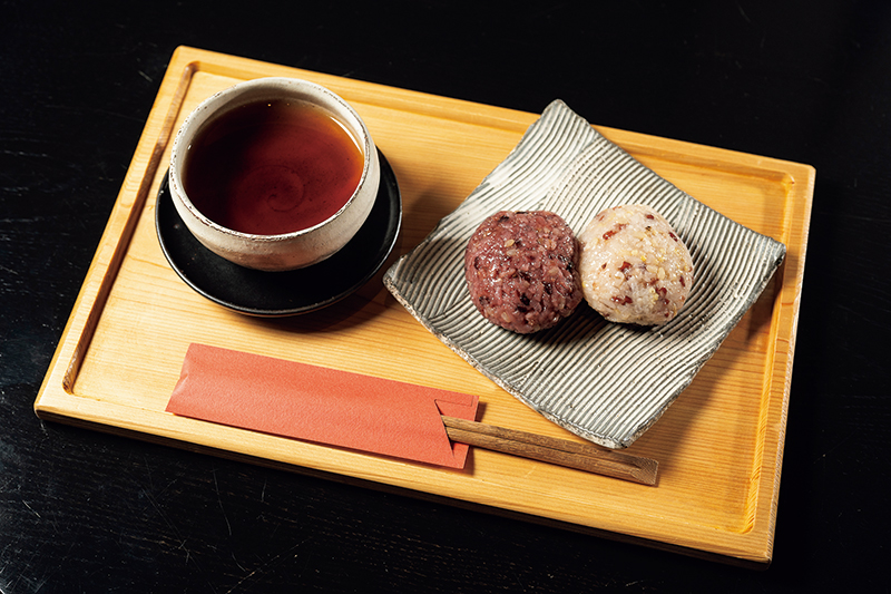 「古代米と五穀のおはぎ」（500円）