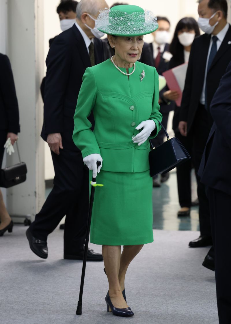 鮮やかな緑のスーツを着こなす華子さま。（2024年3月、写真／JMPA）