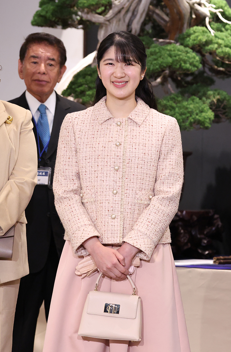 ピンクも似合う。（2026年2月、東京・台東区。写真／JMPA）&nbsp;