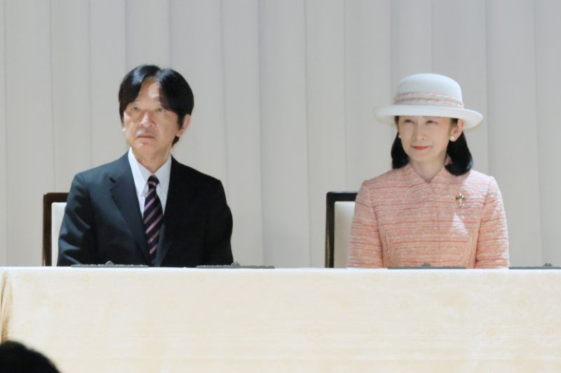 髪型も相まってより一層ガーリーだった。（2026年2月、写真／時事通信）