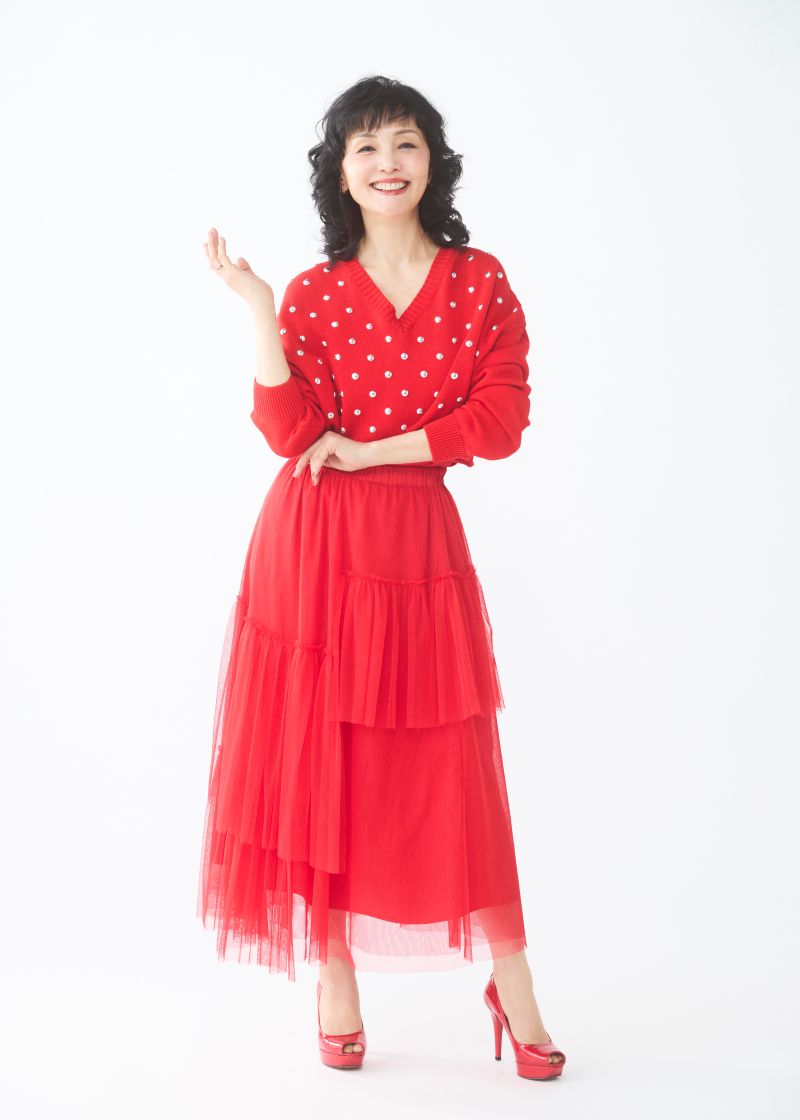 著書「還暦スマイル」を発売する南果歩