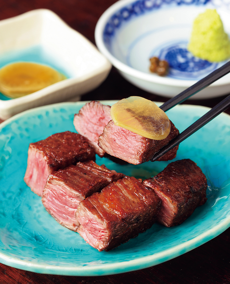 『オリーブ牛 塩ハラミ』（3300円）（撮影／菅井淳子）