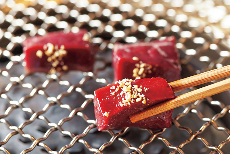 『上レバブツ焼き』（1430円）（撮影／菅井淳子）