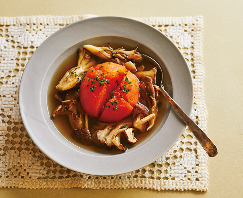 「丸ごとトマトと焼ききのこのスープ」