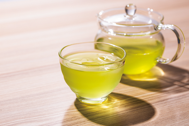 緑茶で脂肪燃焼！（写真／PIXTA）