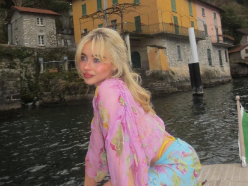 サブリナ・カーペンター（Instagramより）