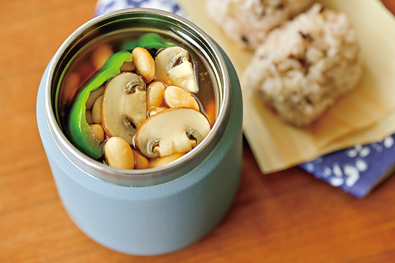 「マッシュルームのカレーみそスープ」