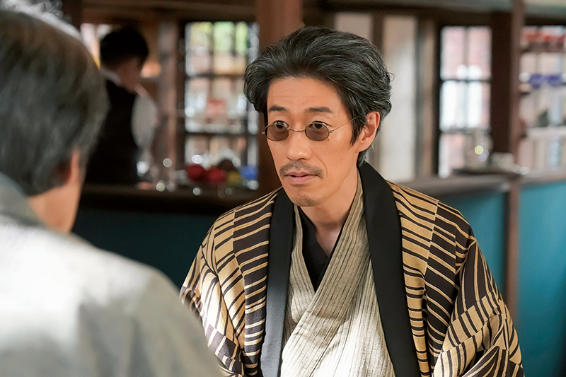 熊本の商売人・荒金九州男（夙川アトム）（写真／NHK提供）