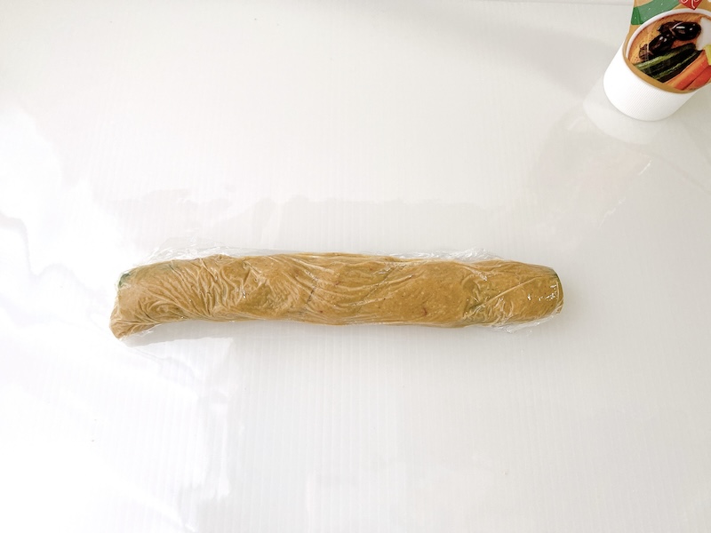 塗りムラがないよう、食材全体にしっかりなじませる