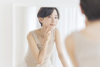 《人気占い師が本当に実践》開運幸福ルーティン「朝、起きたら下着をはき替える」「鏡の中の自分…
