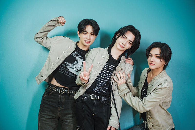 「チームスポーツ得意」3人組