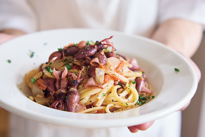 「ほたるいかのトマトパスタ」