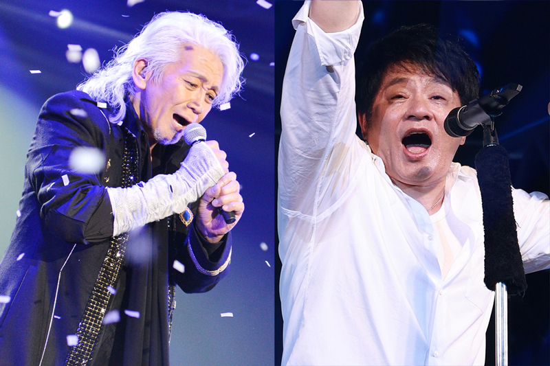 息ぴったりの歌唱を見せた玉置（左）とASKA（時事通信フォト）