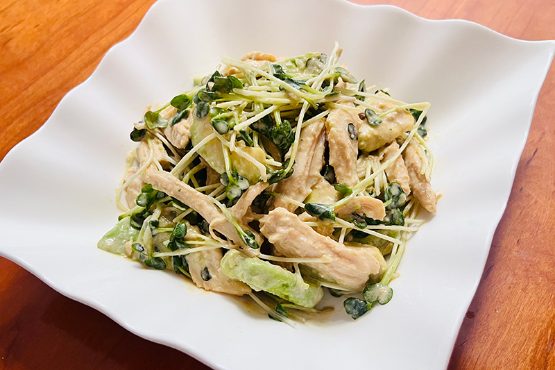 サラダチキンのおかずサラダ（写真／柳瀬真澄さん）