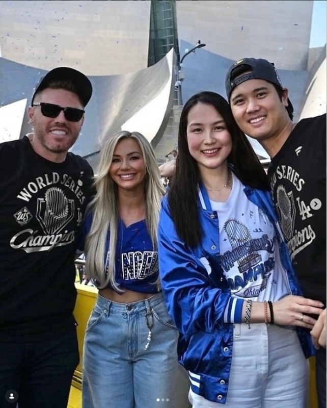 「タイニーターニップ」を着た真美子夫人(フリーマン夫人インスタより)