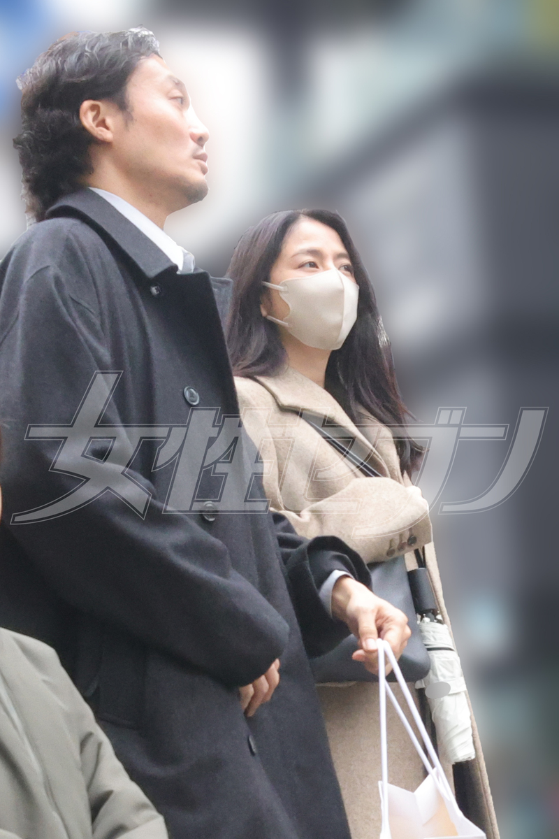 楽しそうに会話をする場面も（2026年3月）