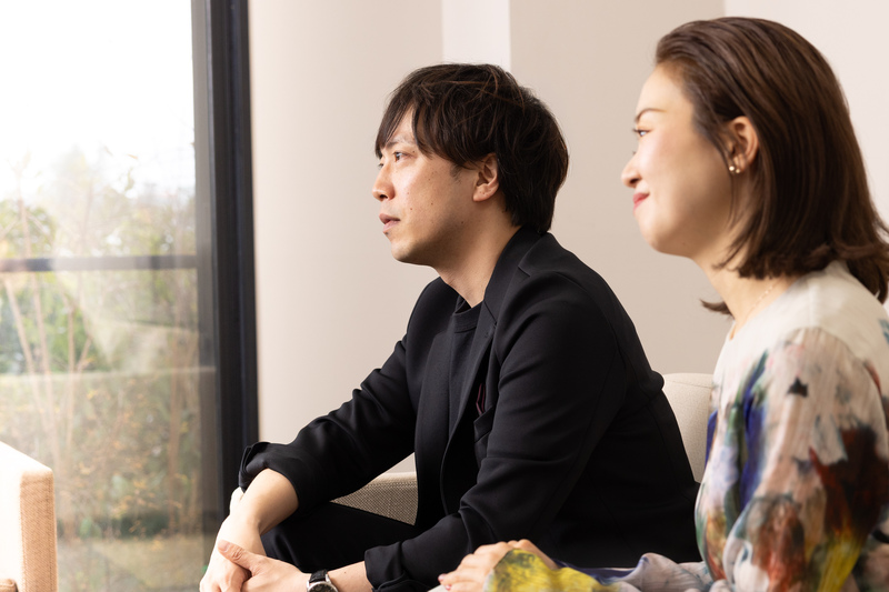 小さい頃から好きなものだけ続けてきたと話す飯田さん。 一度も色褪せず、愛してやまないものは「音楽！」ときっぱり