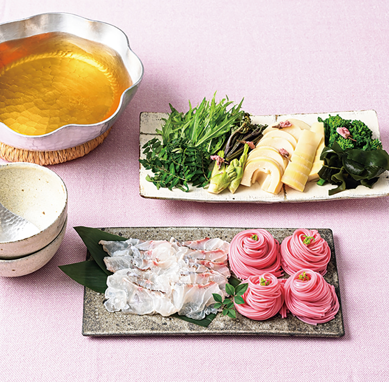 「下鴨茶寮」【春季限定】天然鯛と京筍の木の芽鍋（撮影／田中宏幸）