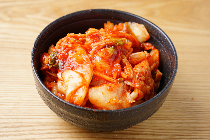 キムチを購入する時は発酵、乳酸発酵と明記されているものが良い（写真／PIXTA）