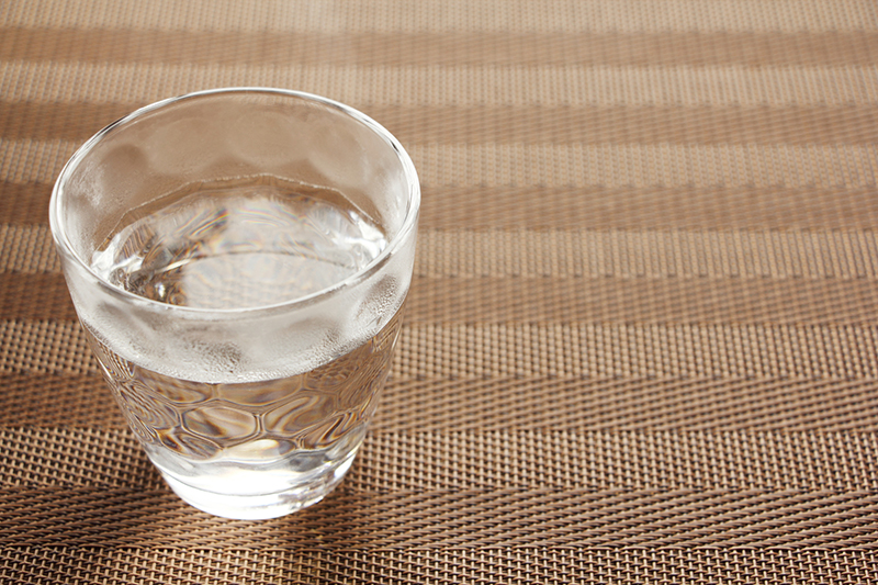 デトックス習慣の1位は「水を飲む」こと（写真／PIXTA）